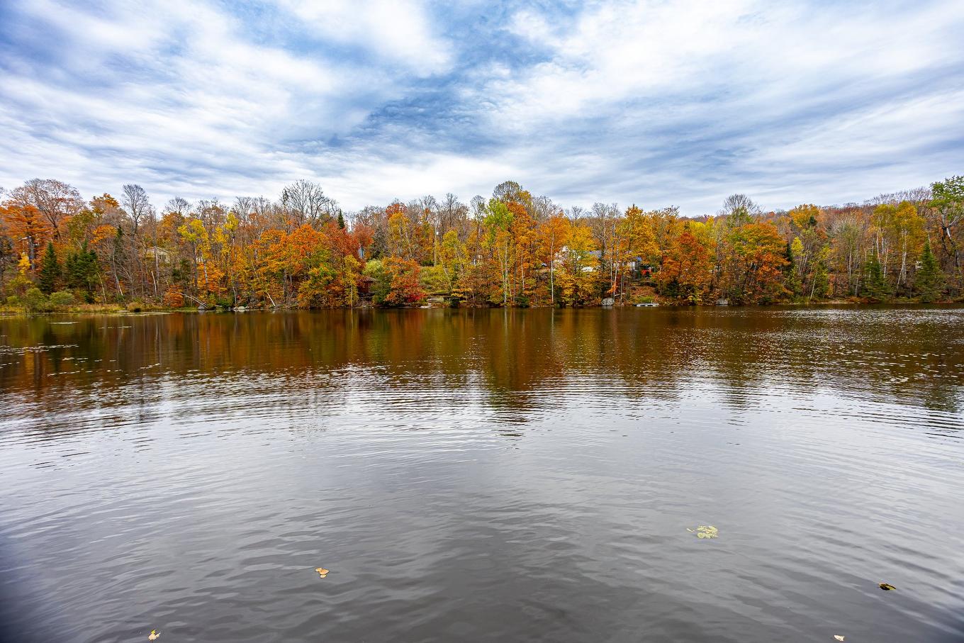 Bord de l'eau - 46 150E Avenue, Saint-Hippolyte, QC - Outdoor With Body Of Water With View