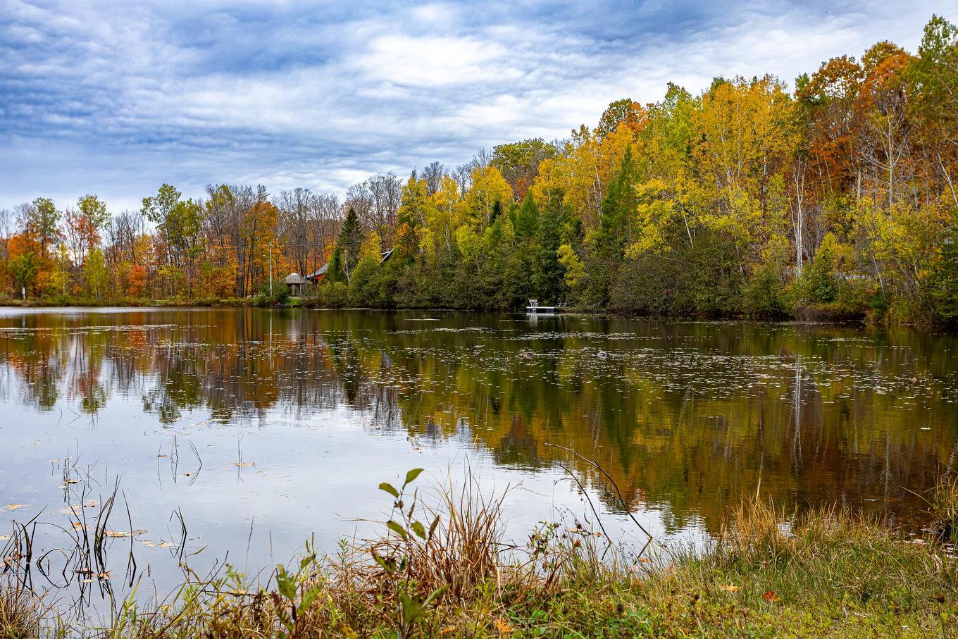 Vue sur l'eau - 46 150E Avenue, Saint-Hippolyte, QC - Outdoor With Body Of Water With View