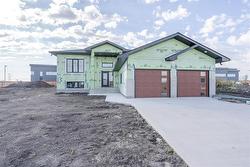 13 Wild Plum Lane Steinbach, MB R5G 2Z1