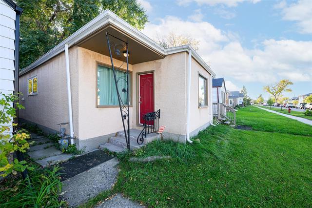 1500 Lincoln Ave, Winnipeg, MB