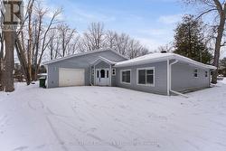 731 FRANCIE LANE Laurentian Valley, ON K8A 6W2