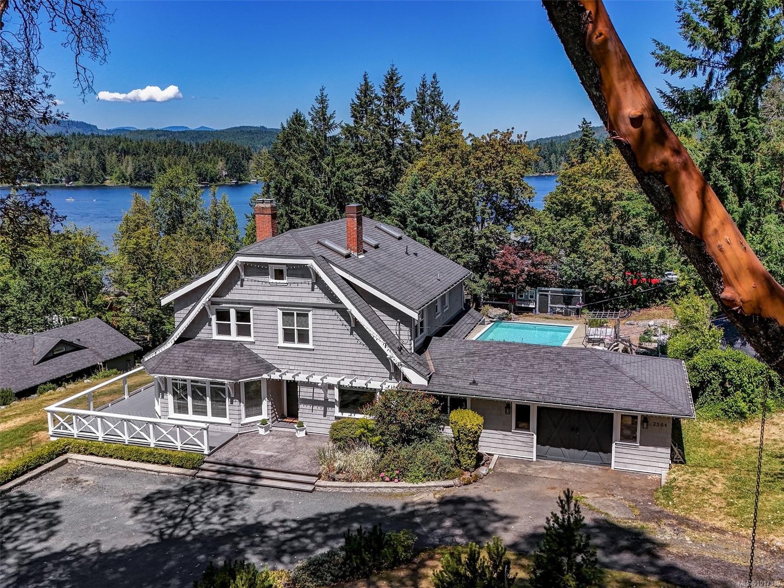 2564 Lavinia Rd, Shawnigan Lake, BC