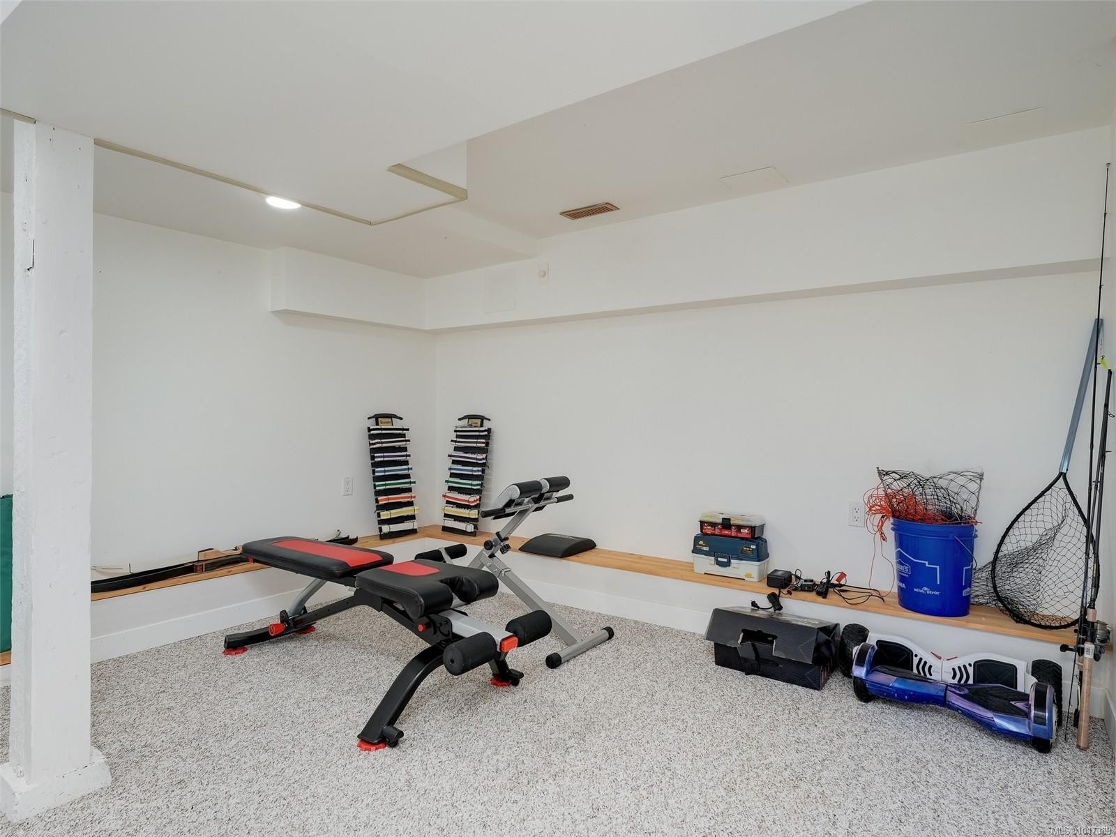 2564 Lavinia Rd, Shawnigan Lake, BC