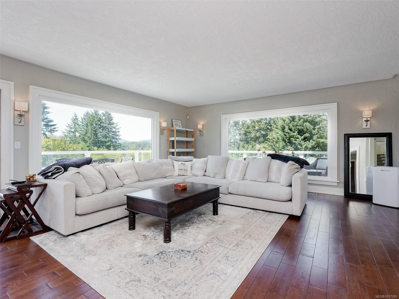 2564 Lavinia Rd, Shawnigan Lake, BC