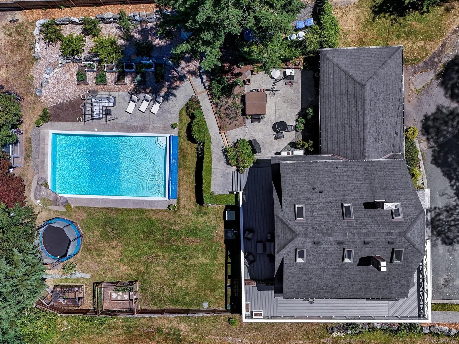 2564 Lavinia Rd, Shawnigan Lake, BC