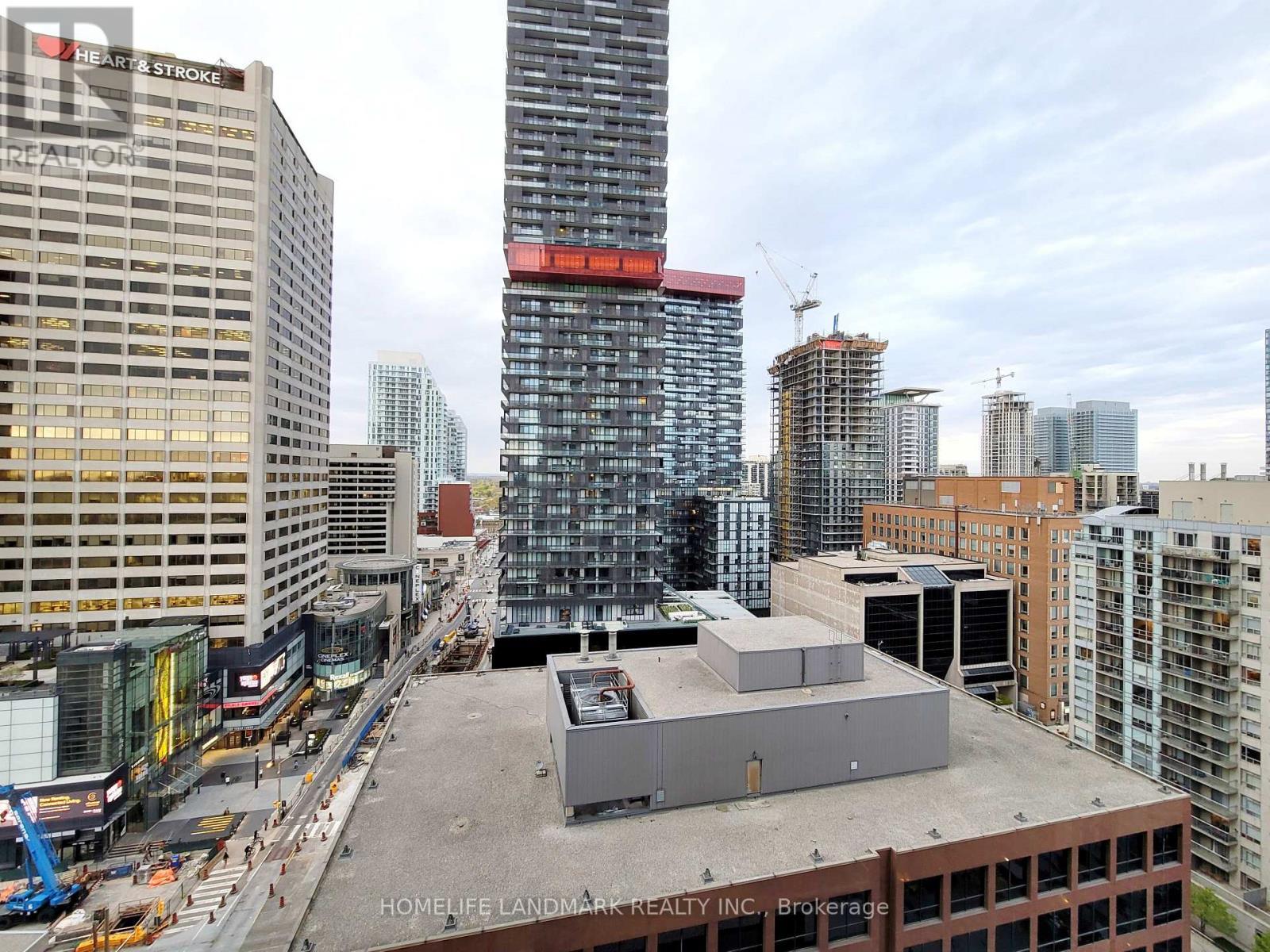 1510 - 2221 Yonge Street, Toronto, ON - Outdoor With Facade