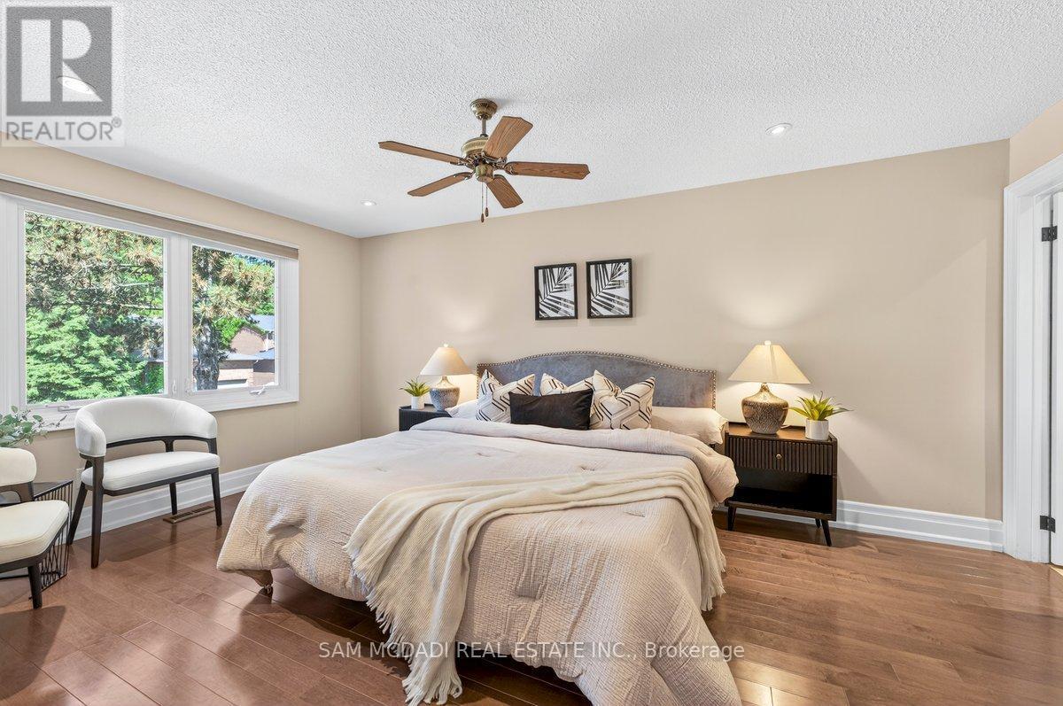 1779 Fifeshire Court, Mississauga, ON - Indoor Photo Showing Bedroom