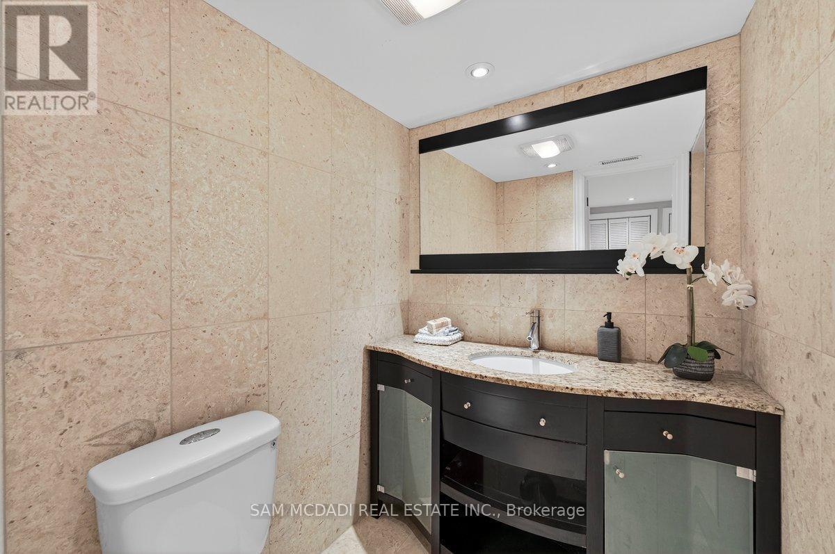 1779 Fifeshire Court, Mississauga, ON - Indoor Photo Showing Bathroom