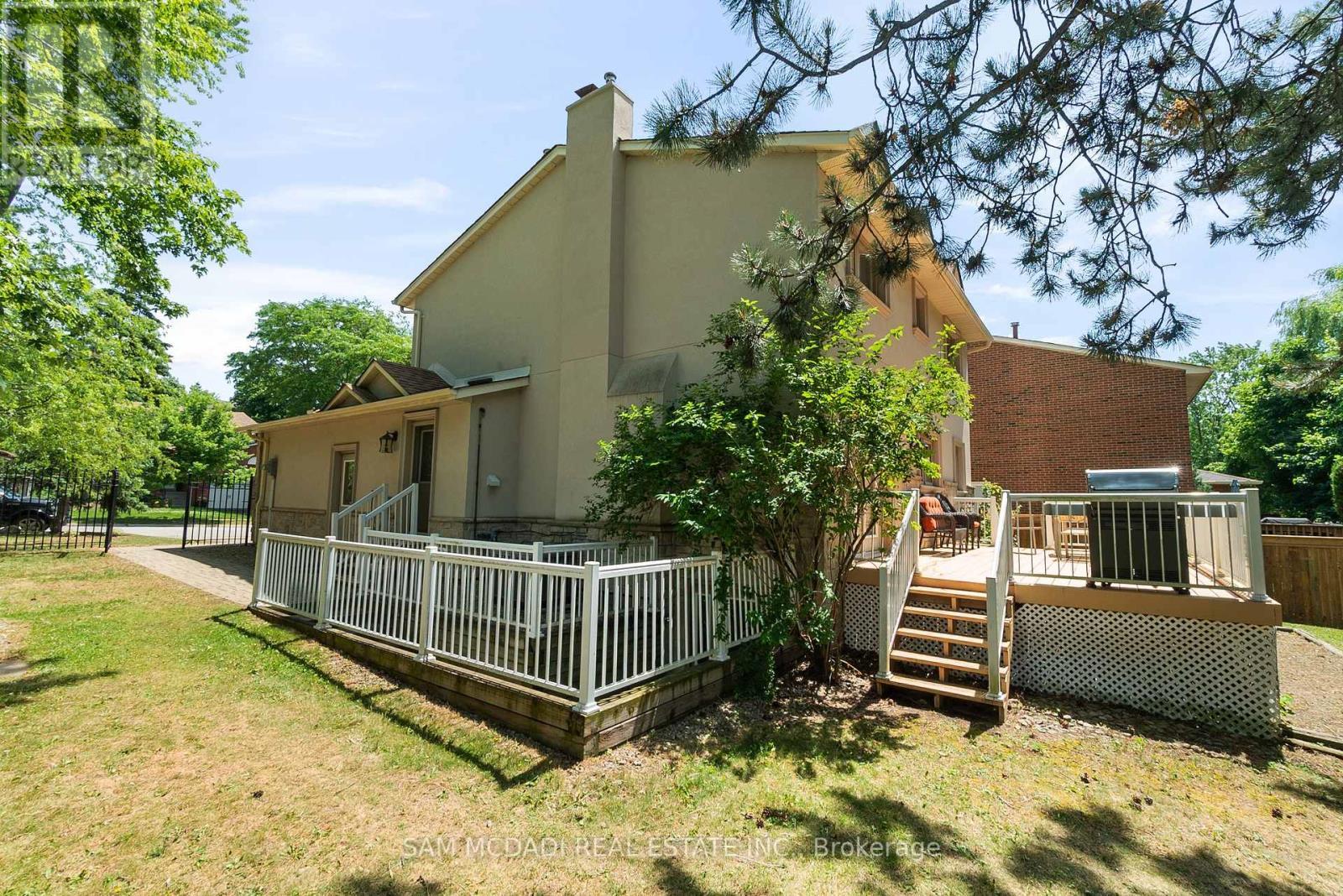 1779 Fifeshire Court, Mississauga, ON - Outdoor With Deck Patio Veranda With Exterior