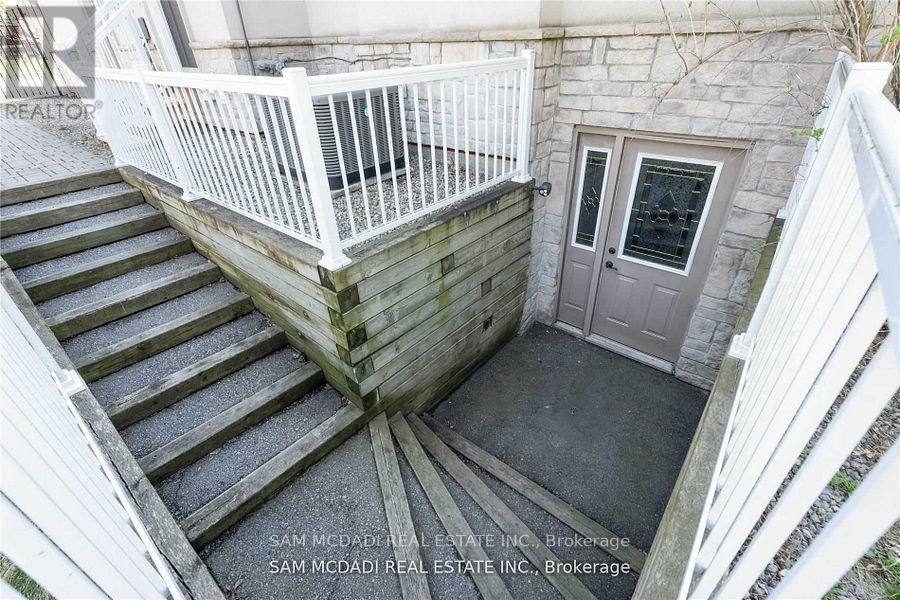 1779 Fifeshire Court, Mississauga, ON - Outdoor With Deck Patio Veranda