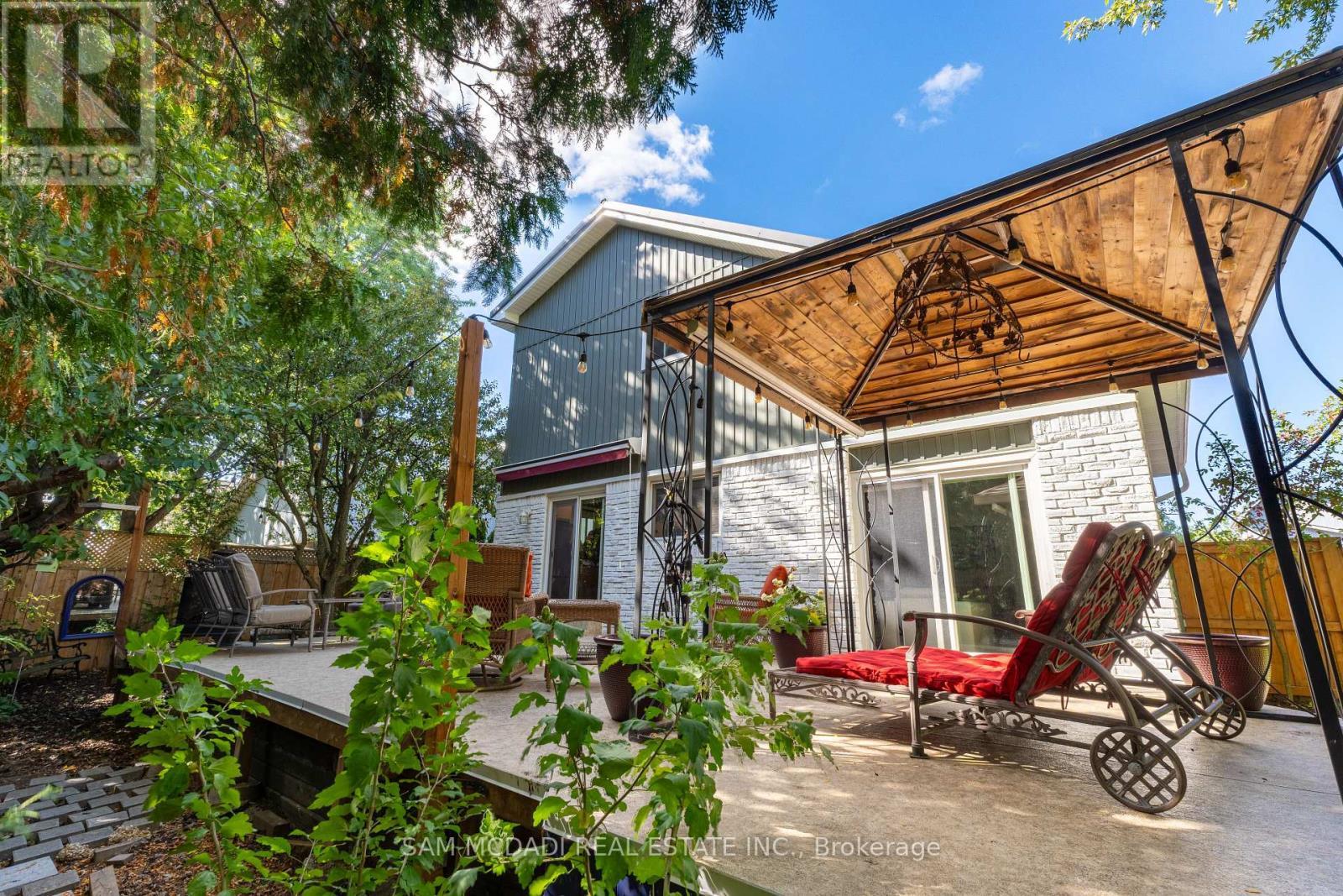 7 Pierpont Place, Mississauga, ON