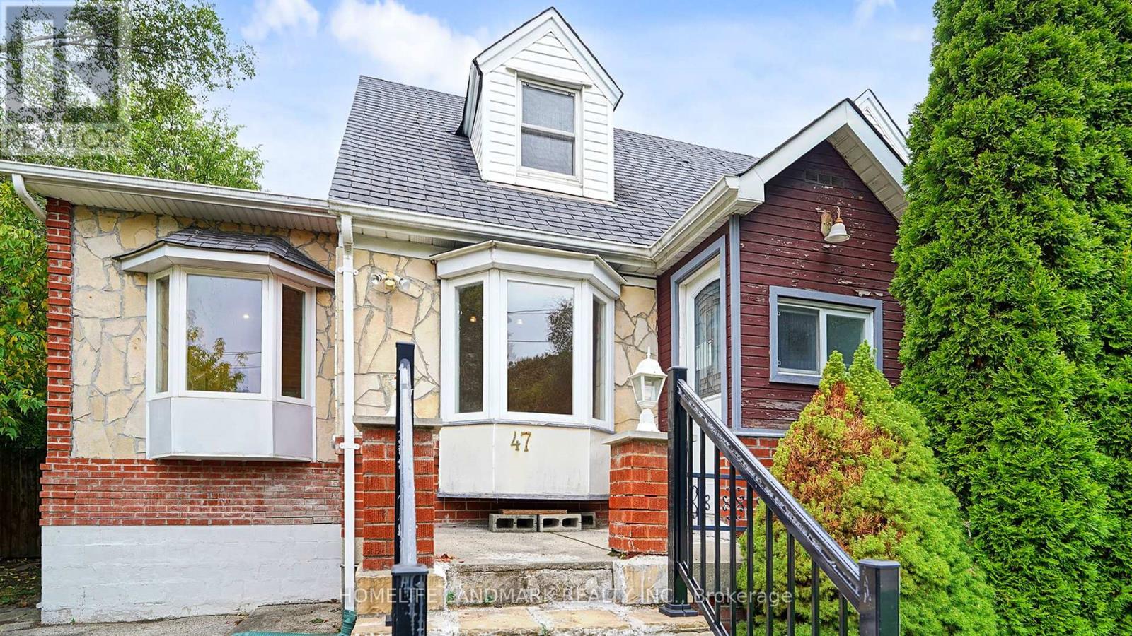 47 Dromore Crescent, Toronto, ON - Outdoor With Facade