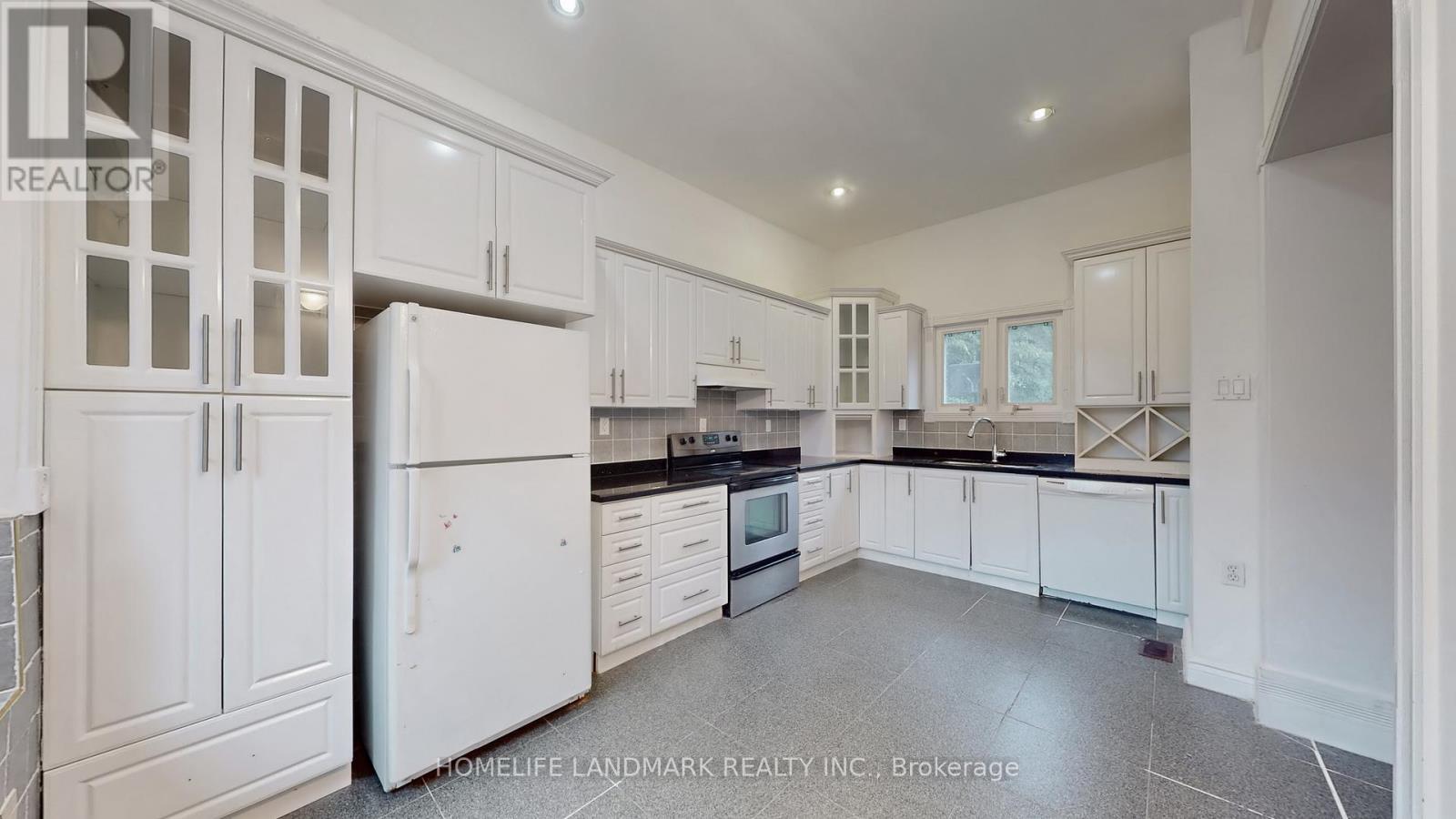 47 Dromore Crescent, Toronto, ON - Indoor Photo Showing Kitchen
