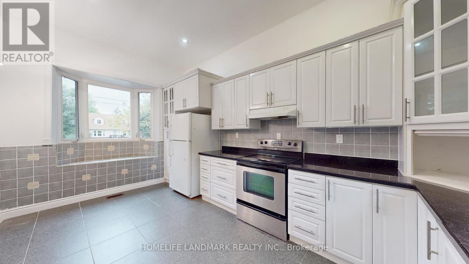 47 Dromore Crescent, Toronto, ON - Indoor Photo Showing Kitchen