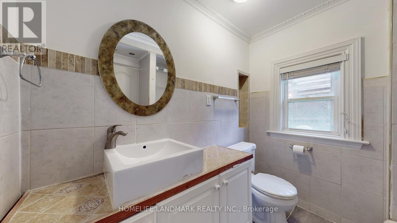 47 Dromore Crescent, Toronto, ON - Indoor Photo Showing Bathroom