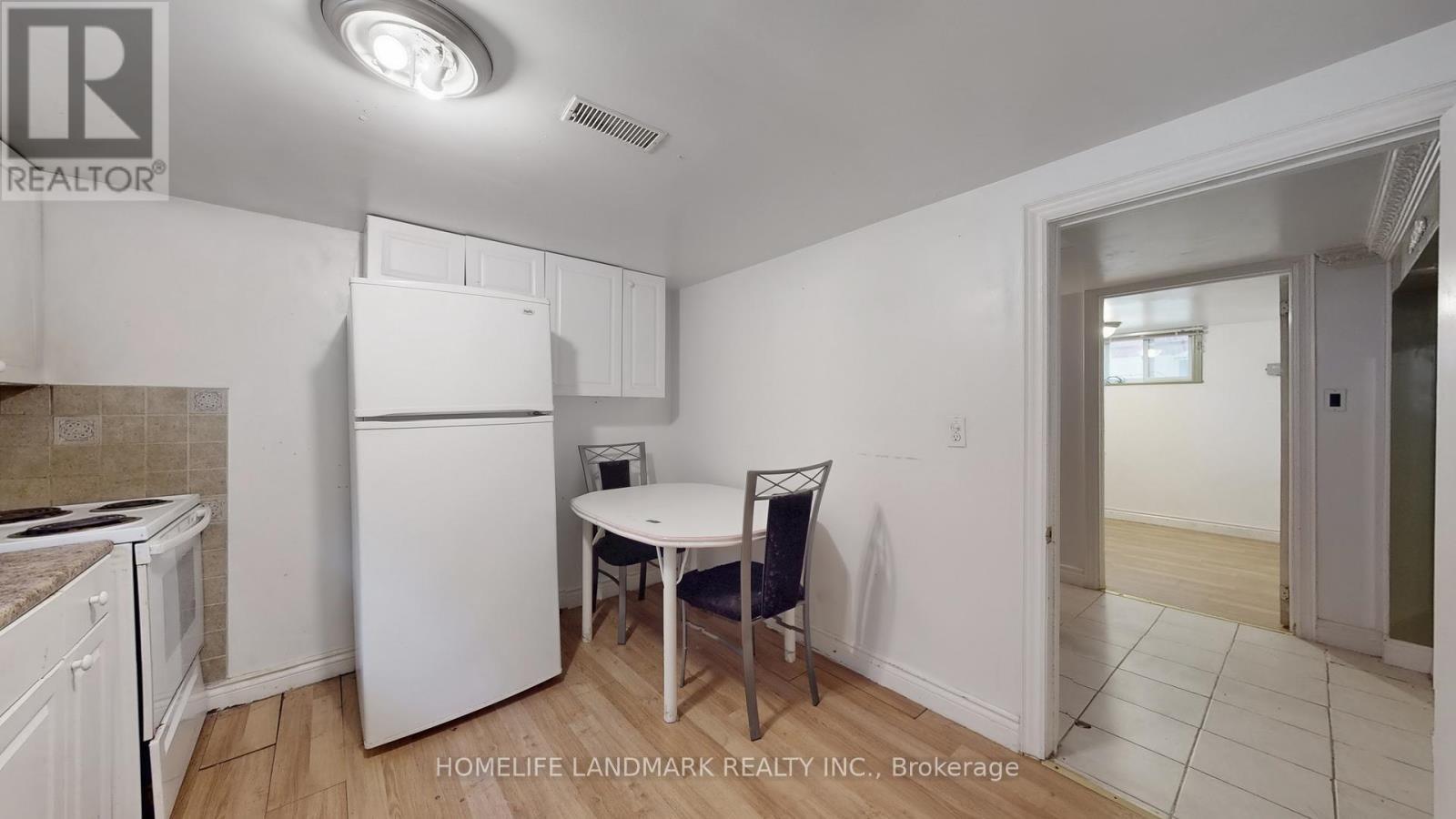 47 Dromore Crescent, Toronto, ON - Indoor Photo Showing Kitchen