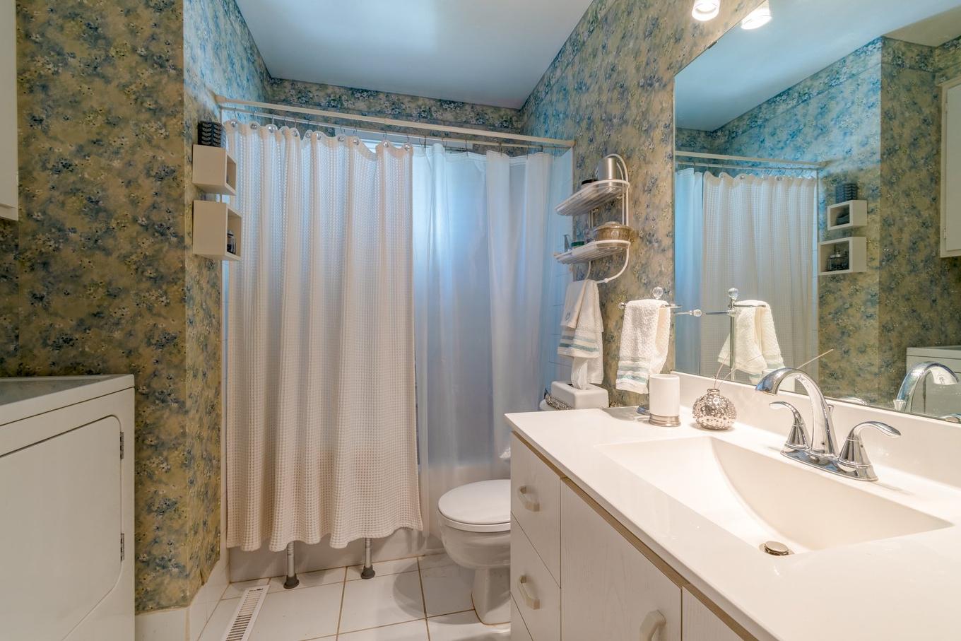 Salle de bains - 24 Rue Des Bouleaux, Sorel-Tracy, QC - Indoor Photo Showing Bathroom