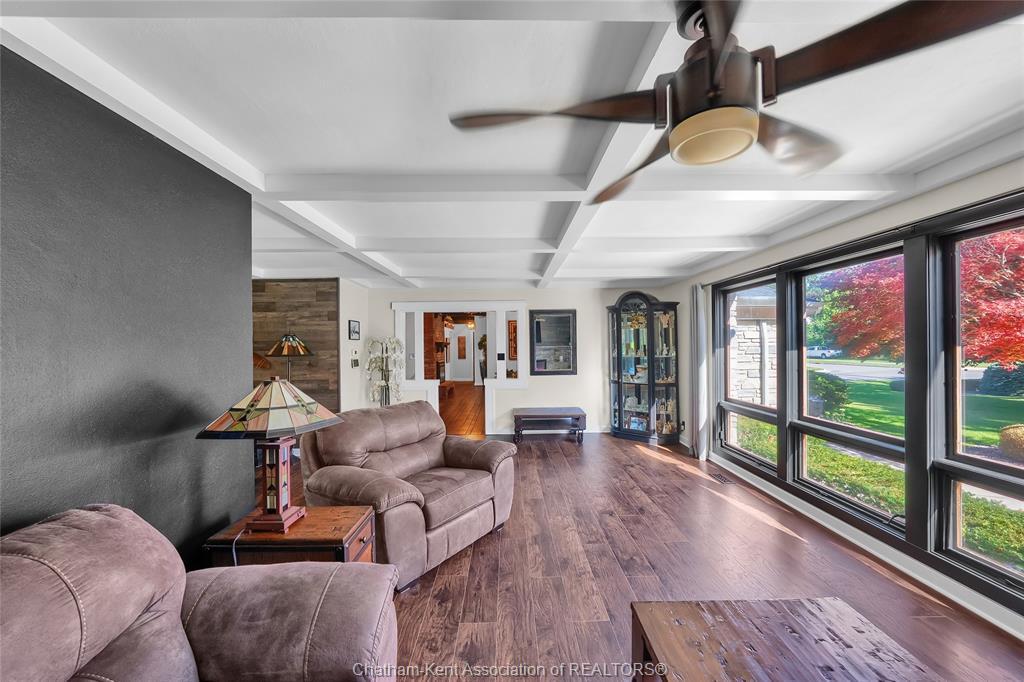 38 Glenwood Drive, Chatham, ON