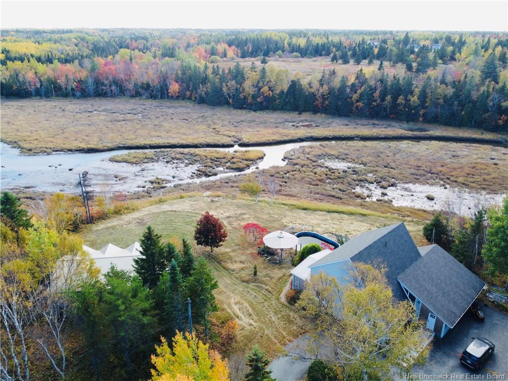 490A St Pierre Ouest Blvd, Caraquet, NB