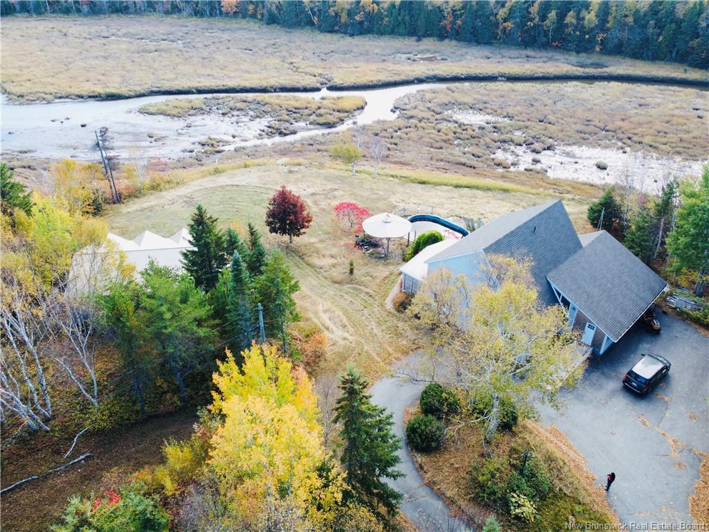 490A St Pierre Ouest Blvd, Caraquet, NB