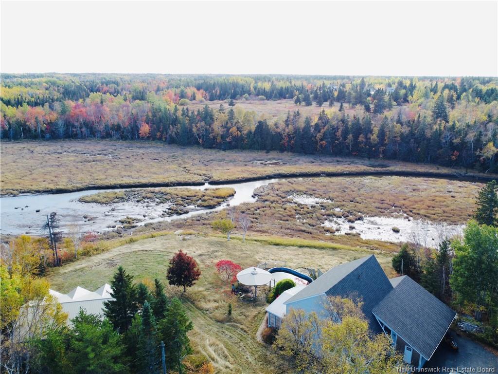 490A St Pierre Ouest Blvd, Caraquet, NB