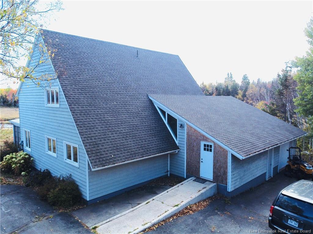 490A St Pierre Ouest Blvd, Caraquet, NB