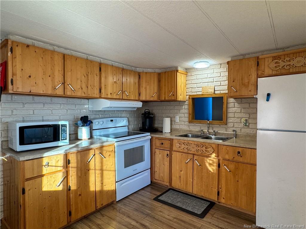 57 Allee Des Chalets, Petit-Rocher, NB