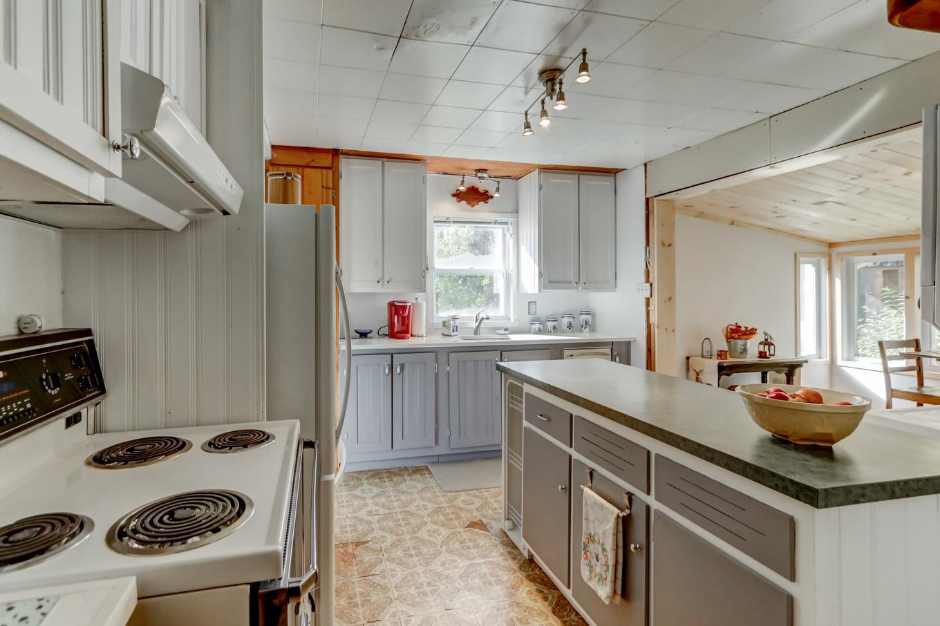 Cuisine - 242 Route Du Lac-Rond N., Montcalm, QC - Indoor Photo Showing Kitchen