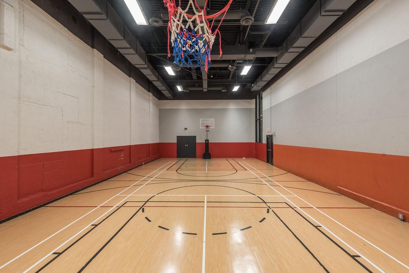 Salle d'exercice - 317-3700 Rue St-Antoine O., Montréal (Le Sud-Ouest), QC - Indoor Photo Showing Basement