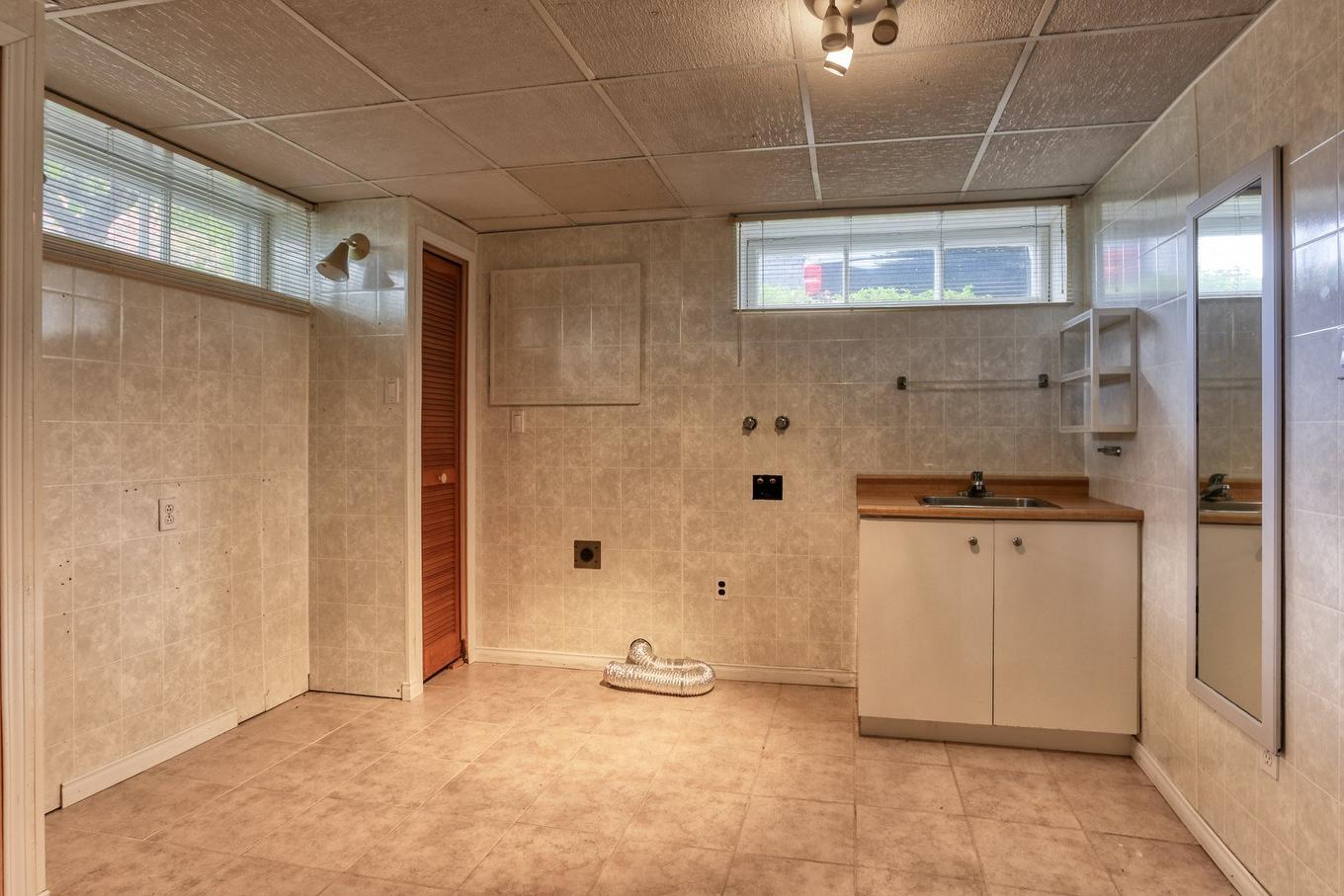 Laundry room - 2705 Boul. De Shawinigan-Sud, Shawinigan, QC - Indoor