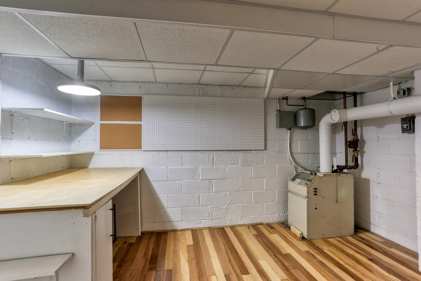 Workshop - 2705 Boul. De Shawinigan-Sud, Shawinigan, QC - Indoor