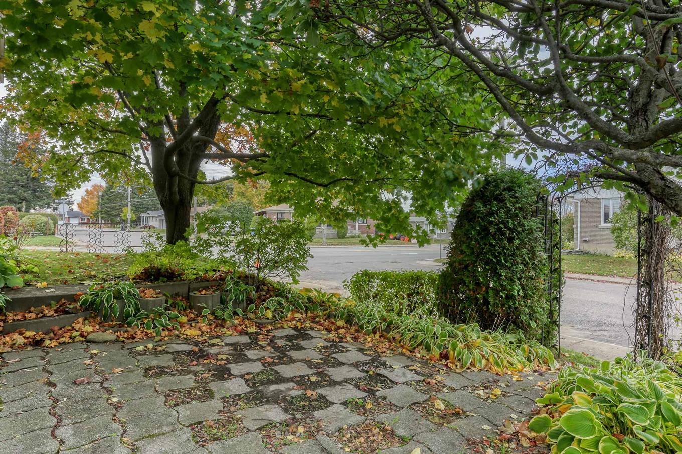 Backyard - 2705 Boul. De Shawinigan-Sud, Shawinigan, QC - Outdoor