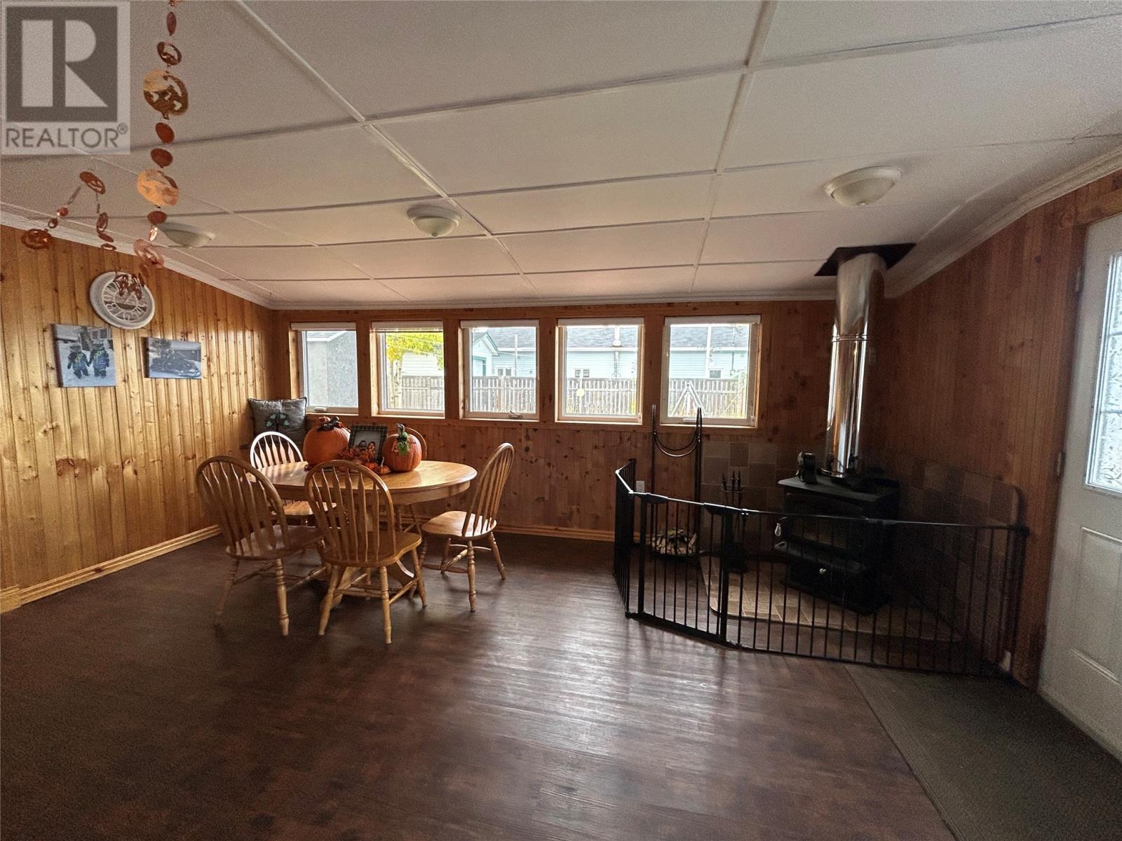 49 Park Drive, Happy Valley-Goose Bay, NL - Indoor Photo Showing Dining Room