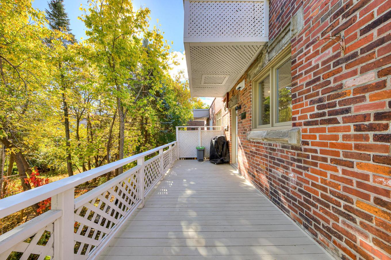 Balcony - 5872 Av. Somerled, Montréal (Côte-Des-Neiges/Notre-Dame-De-Grâce), QC - Outdoor With Exterior