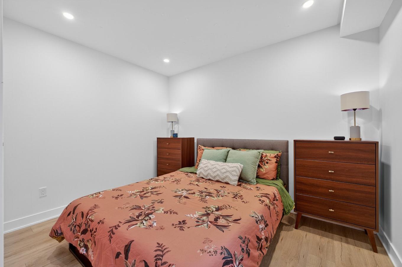 Primary bedroom - 44 9E Avenue, Montréal (Lasalle), QC - Indoor Photo Showing Bedroom