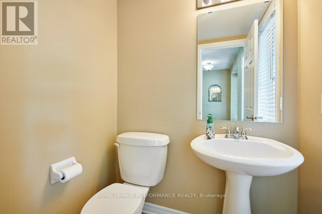 229 Mistral Way, Ottawa, ON - Indoor Photo Showing Bathroom