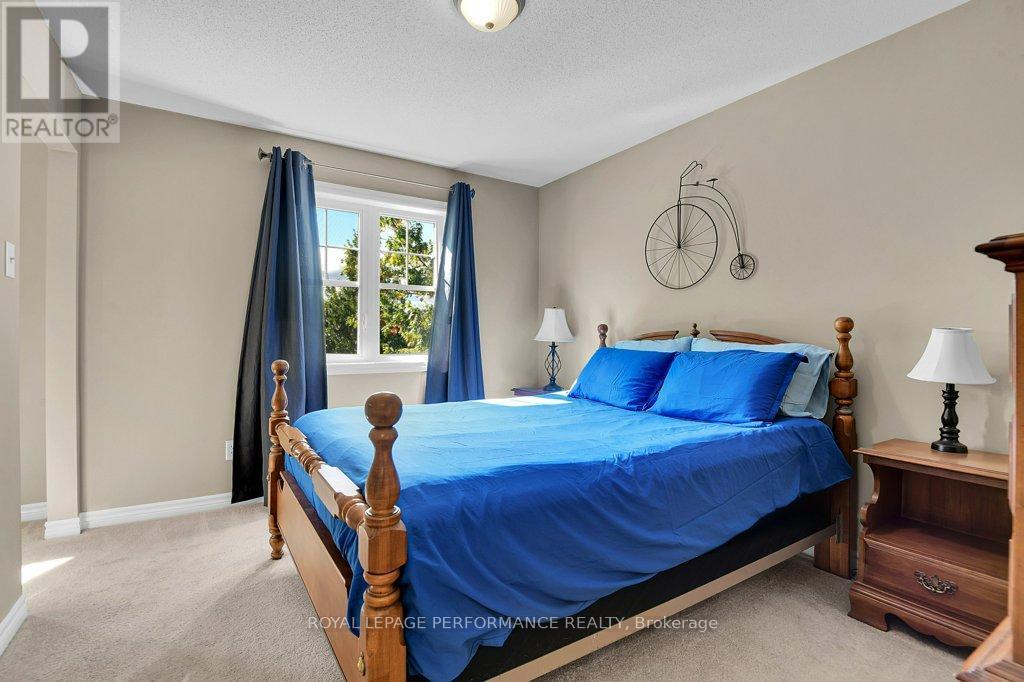 229 Mistral Way, Ottawa, ON - Indoor Photo Showing Bedroom