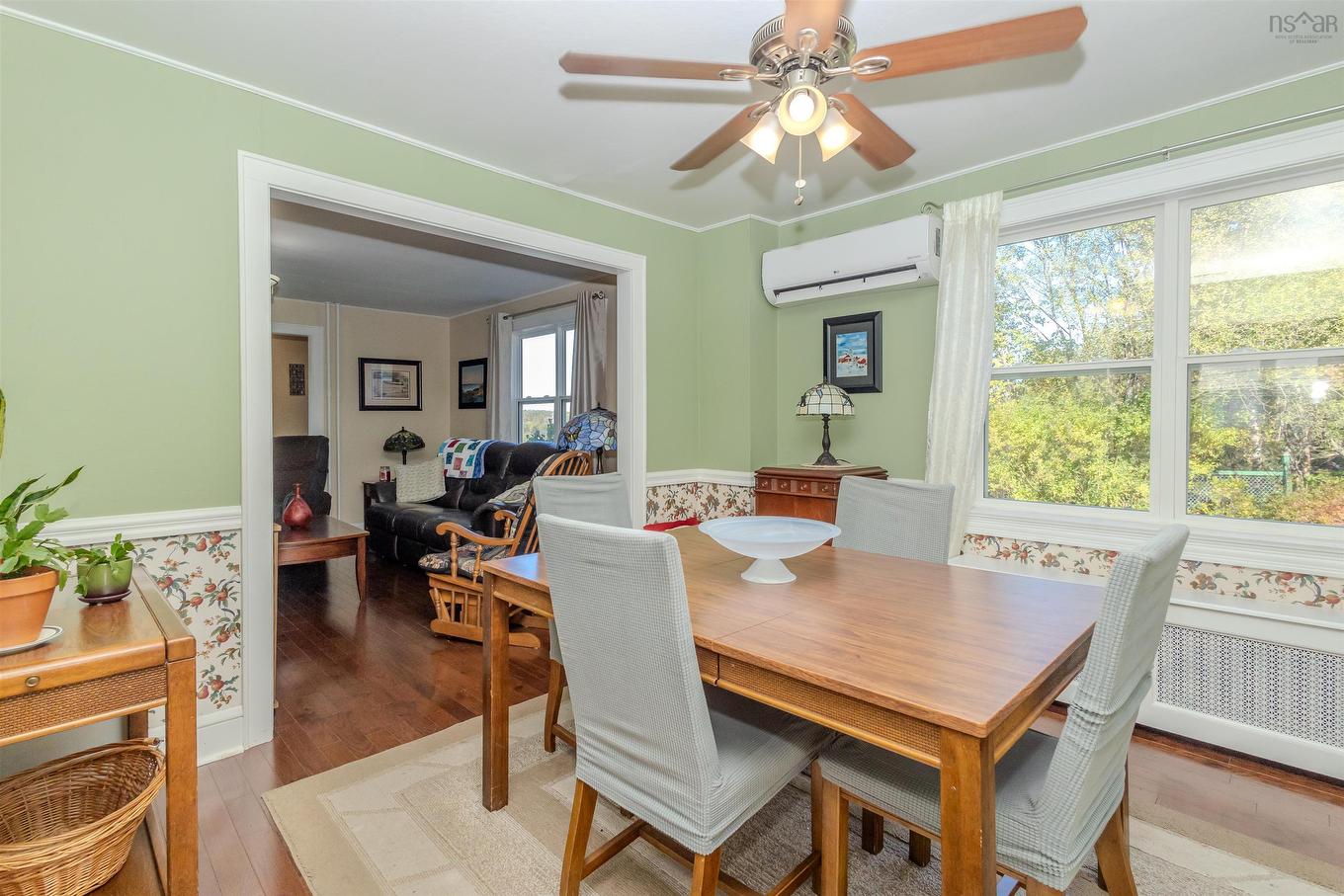 15 Harriet Street, Sydney River, NS