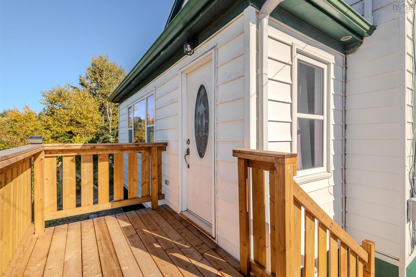 15 Harriet Street, Sydney River, NS