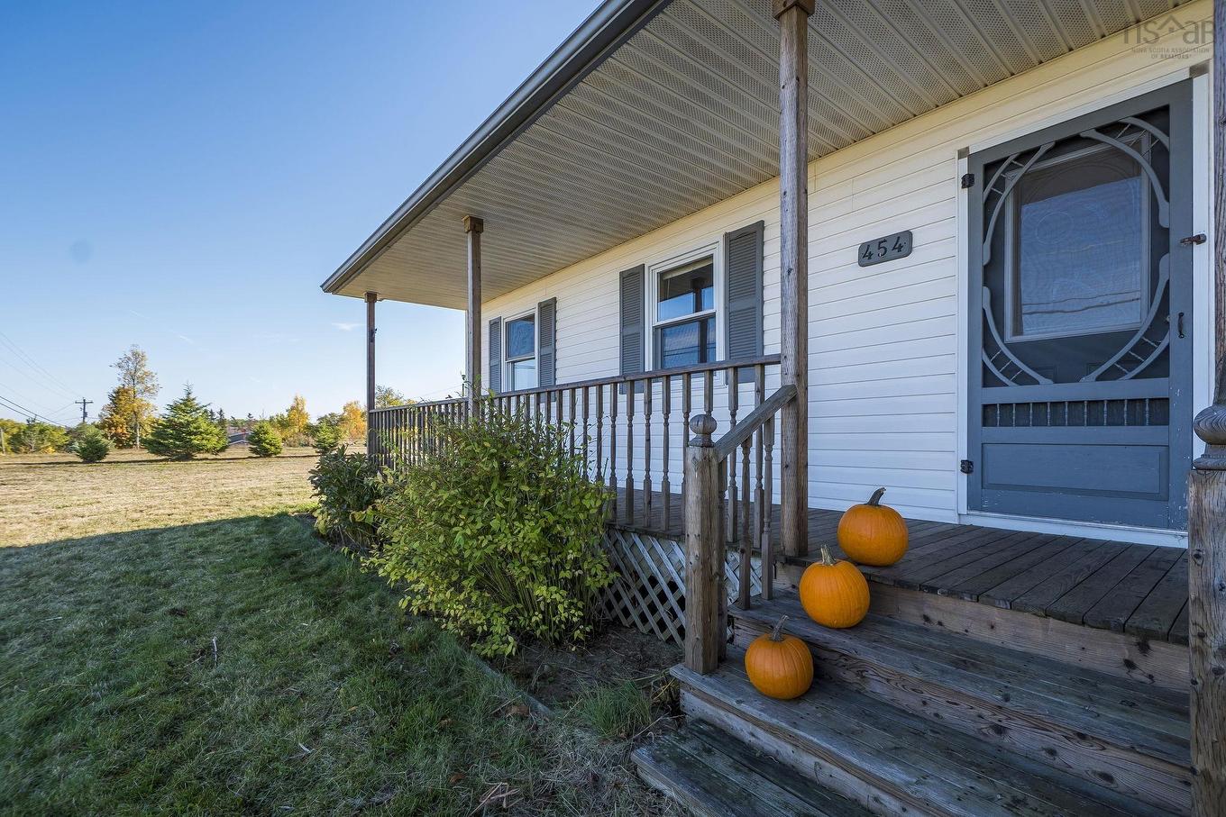 454 Lawrence Road, Union Corner, NS