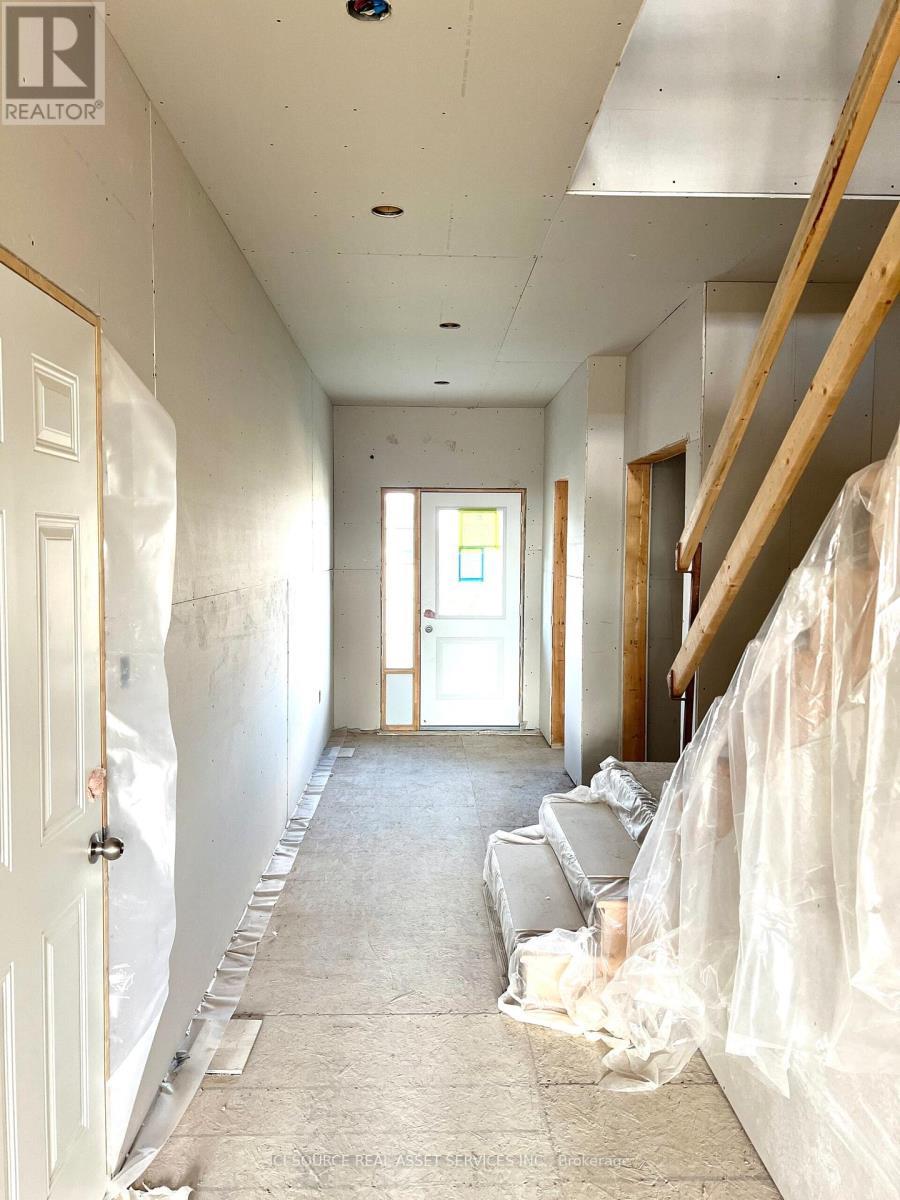 276 Tanglewood Drive, Hamilton, ON - Indoor Photo Showing Other Room