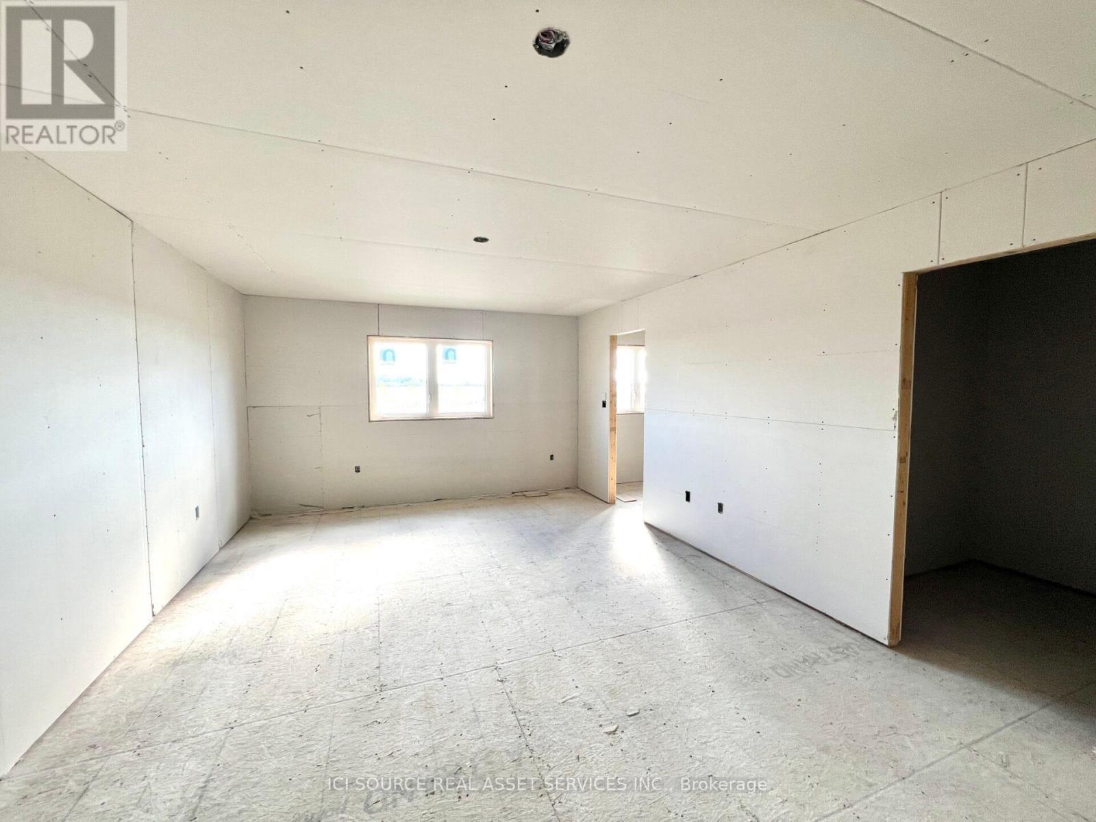 276 Tanglewood Drive, Hamilton, ON - Indoor Photo Showing Other Room