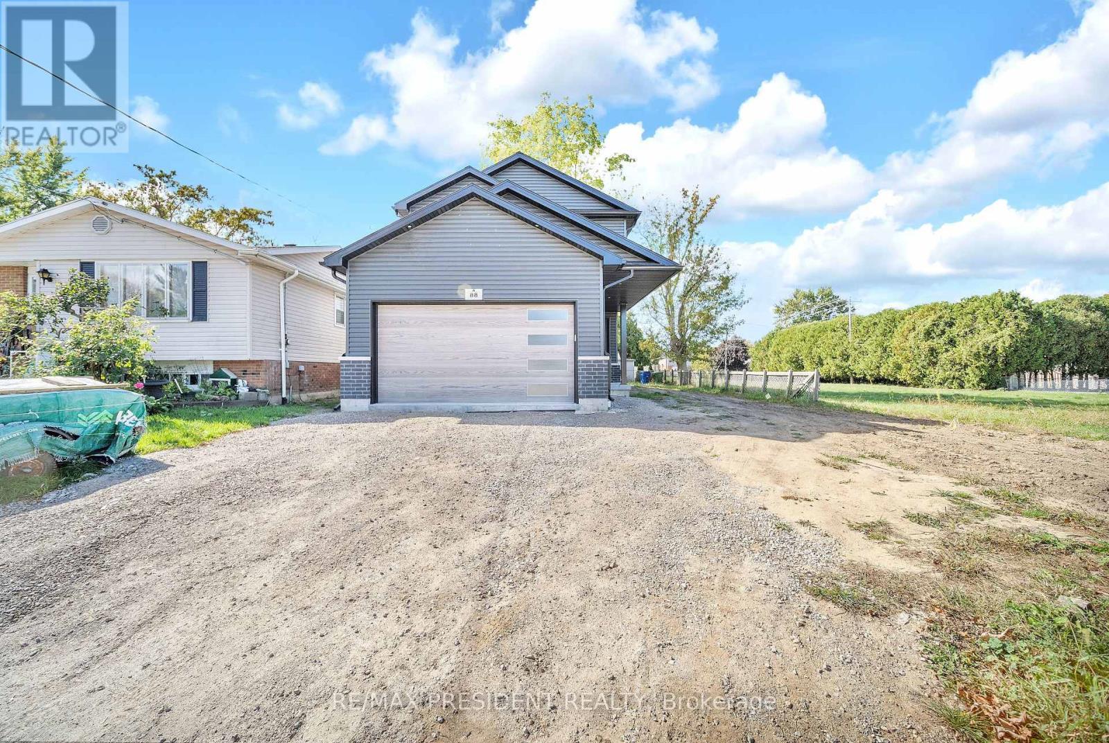 88 O'Neil Street, Chatham-Kent, ON - Outdoor