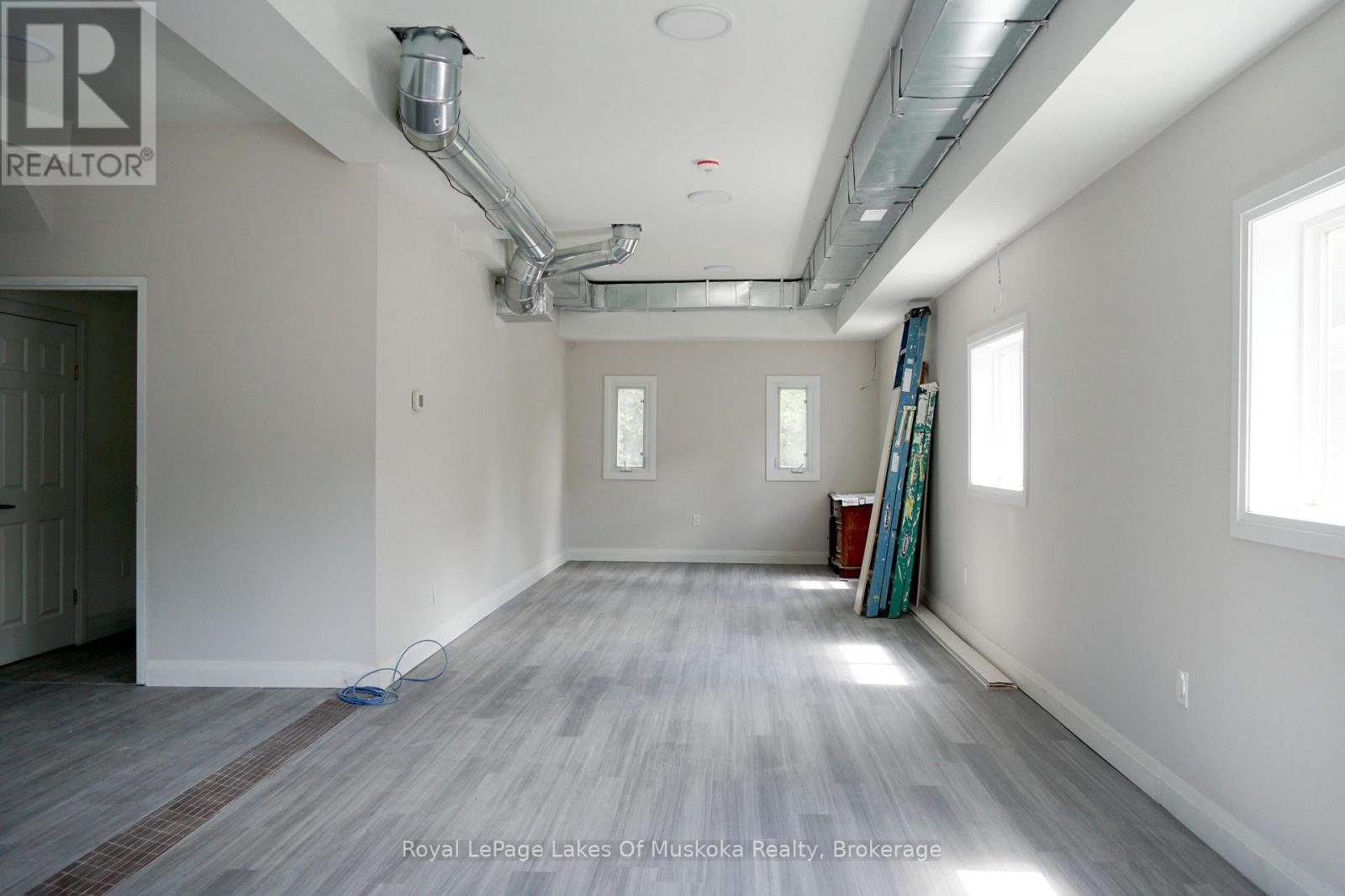 1 - 39 King William Street, Huntsville (Chaffey), ON