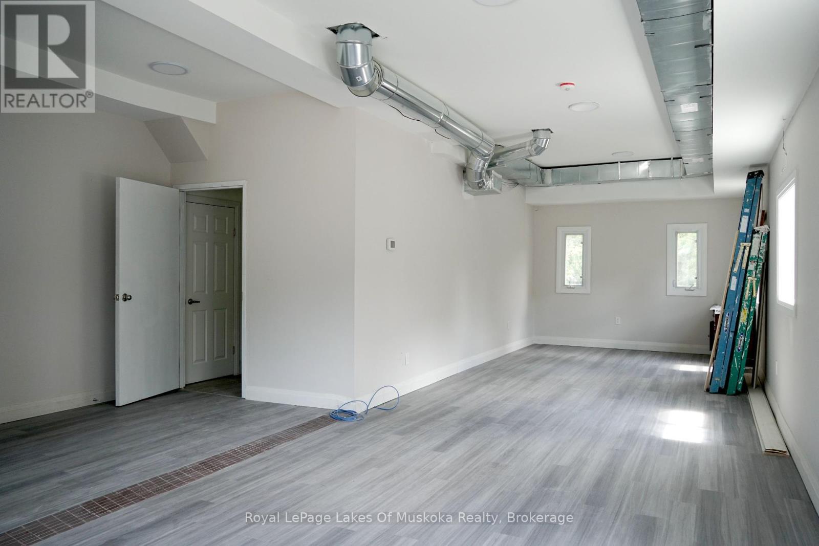 1 - 39 King William Street, Huntsville (Chaffey), ON