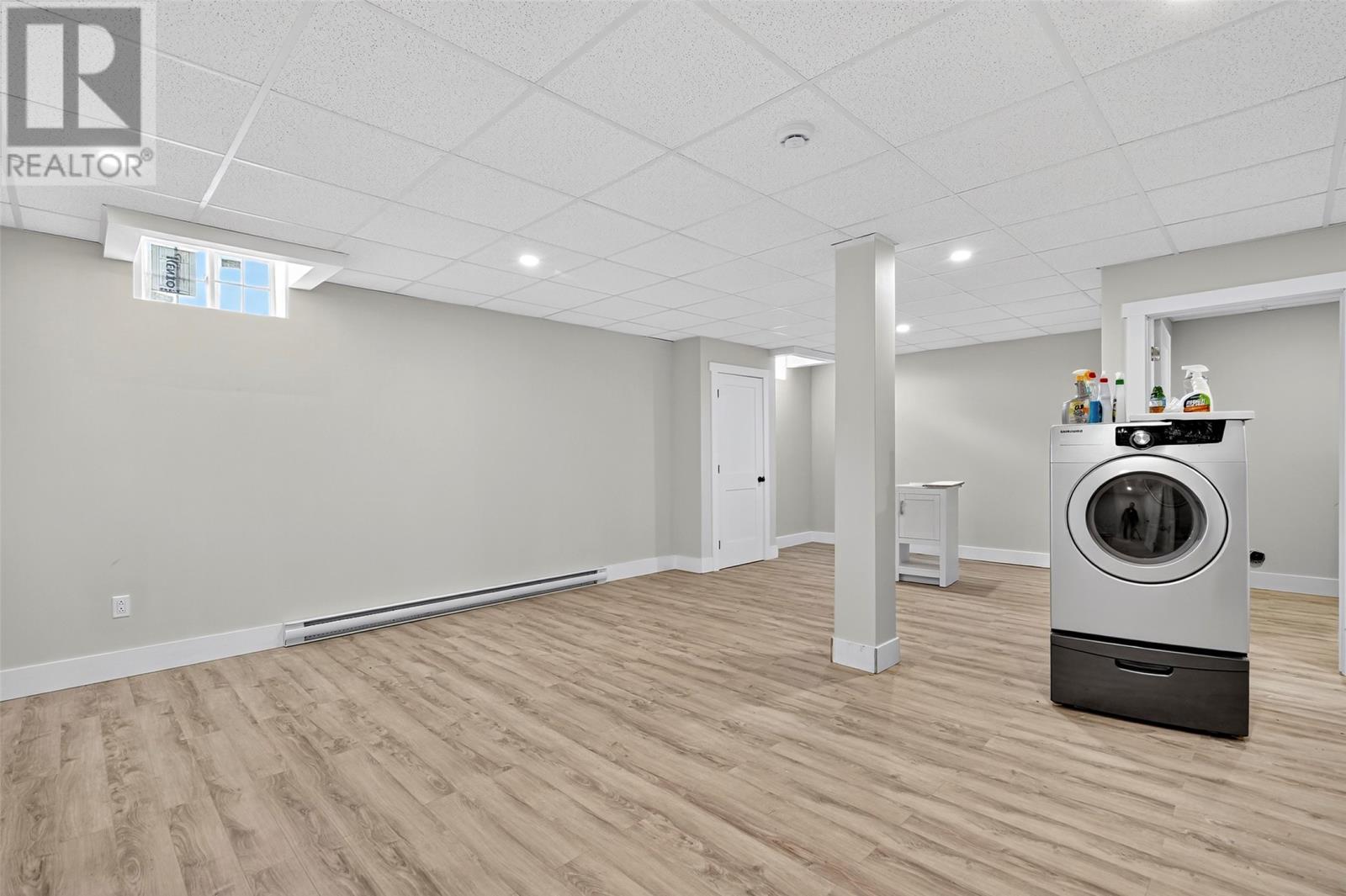 47 London Road, Carbonear, NL - Indoor