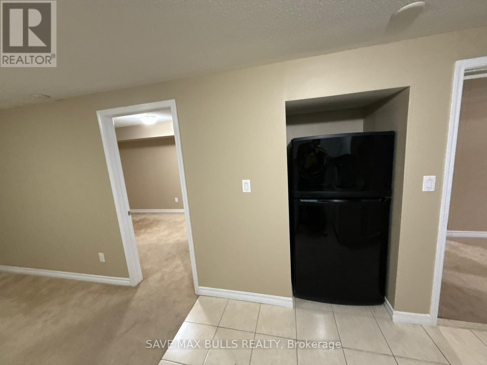 Basement - 652 Lott Crescent, Milton, ON - Indoor Photo Showing Other Room