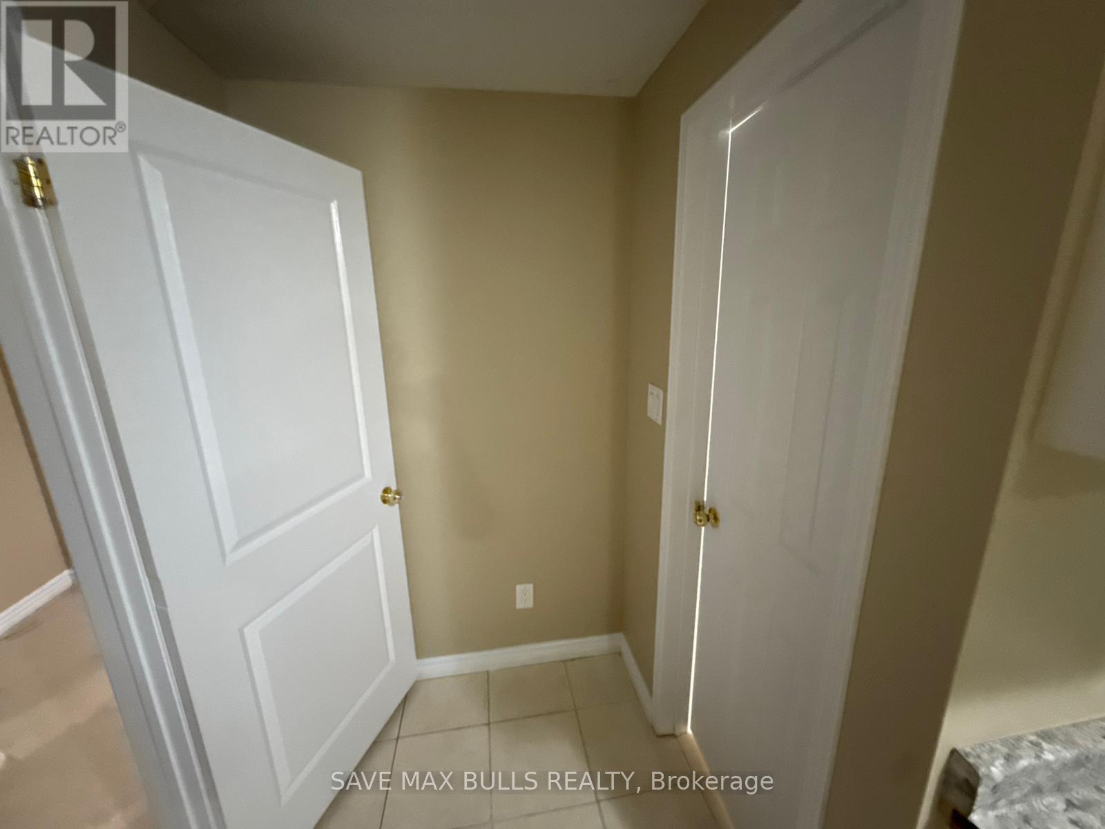 Basement - 652 Lott Crescent, Milton, ON - Indoor Photo Showing Other Room