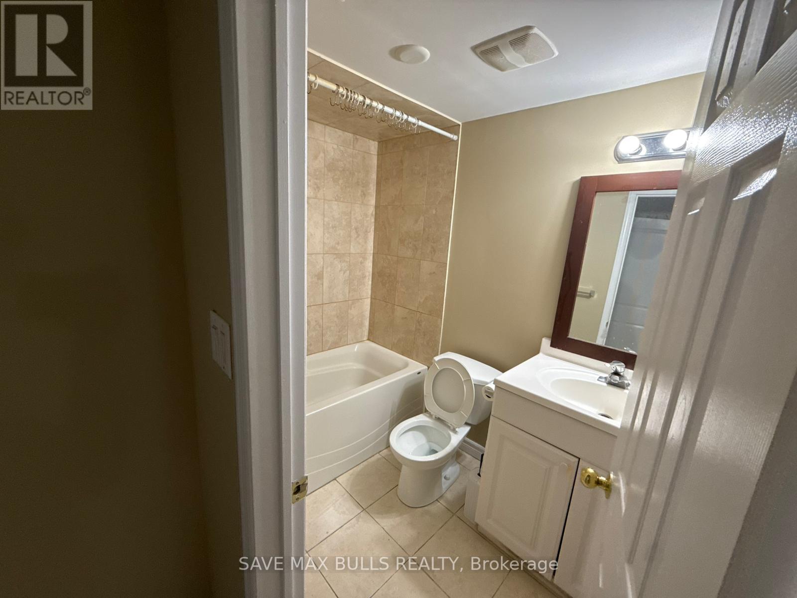 Basement - 652 Lott Crescent, Milton, ON - Indoor Photo Showing Bathroom