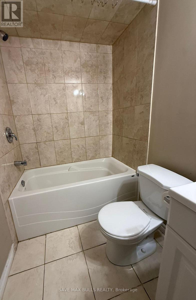 Basement - 652 Lott Crescent, Milton, ON - Indoor Photo Showing Bathroom